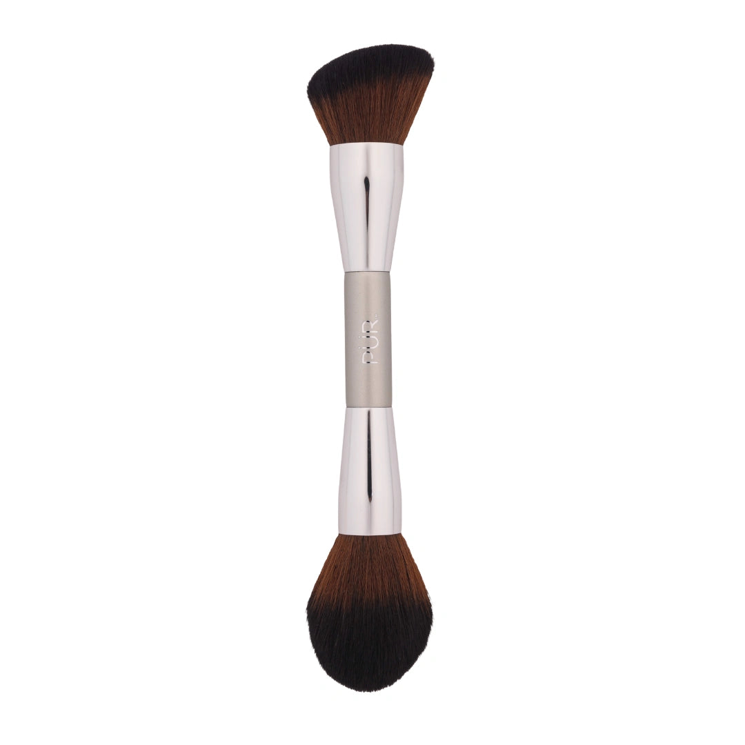 2-in-1 Foundation & Finishing Brush Silo against white background
